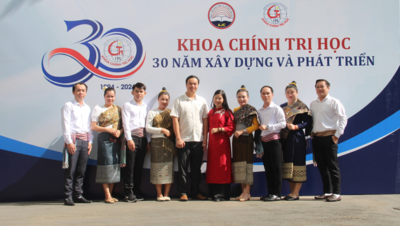 Tưng bừng kỷ niêm 30 năm thành lập khoa Chính trị học - Học viện Báo chí và Tuyên truyền